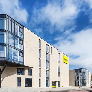 Destiny Student - Holyrood Apartmán
